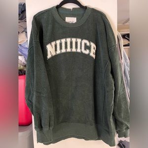 American Eagle - Oversized NIIIIICE Crew Ndck!